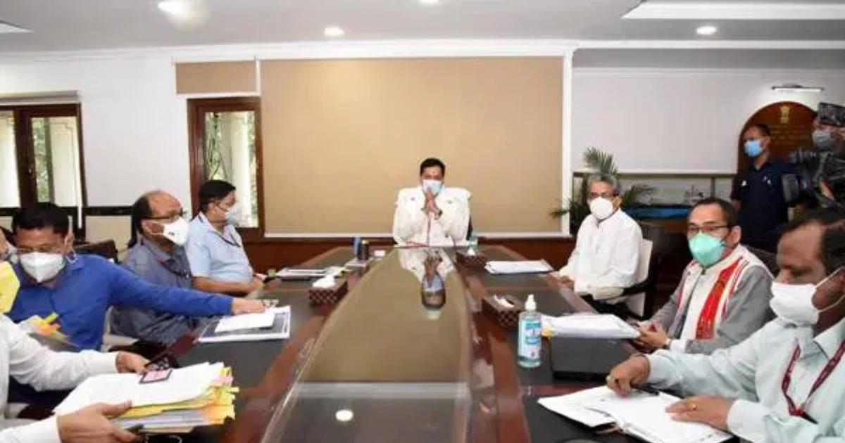 Sarbananda Sonowal reviews status of ongoing projects of Ports, Shipping and Waterways Ministry